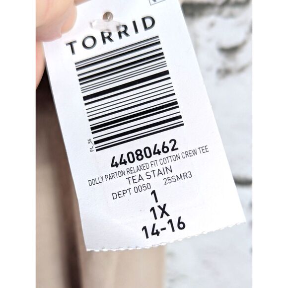 TORRID Dolly Parton Relaxed Fit Cotton Crew Tee Boho Cottage Size 1X NWT - Picture 4 of 5